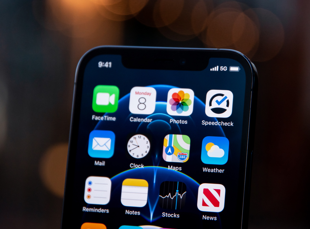 川汇苹果手机维修分享为什么 iPhone 12 在冬季会自动关机 